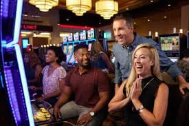 786gam Slots Feature Spins